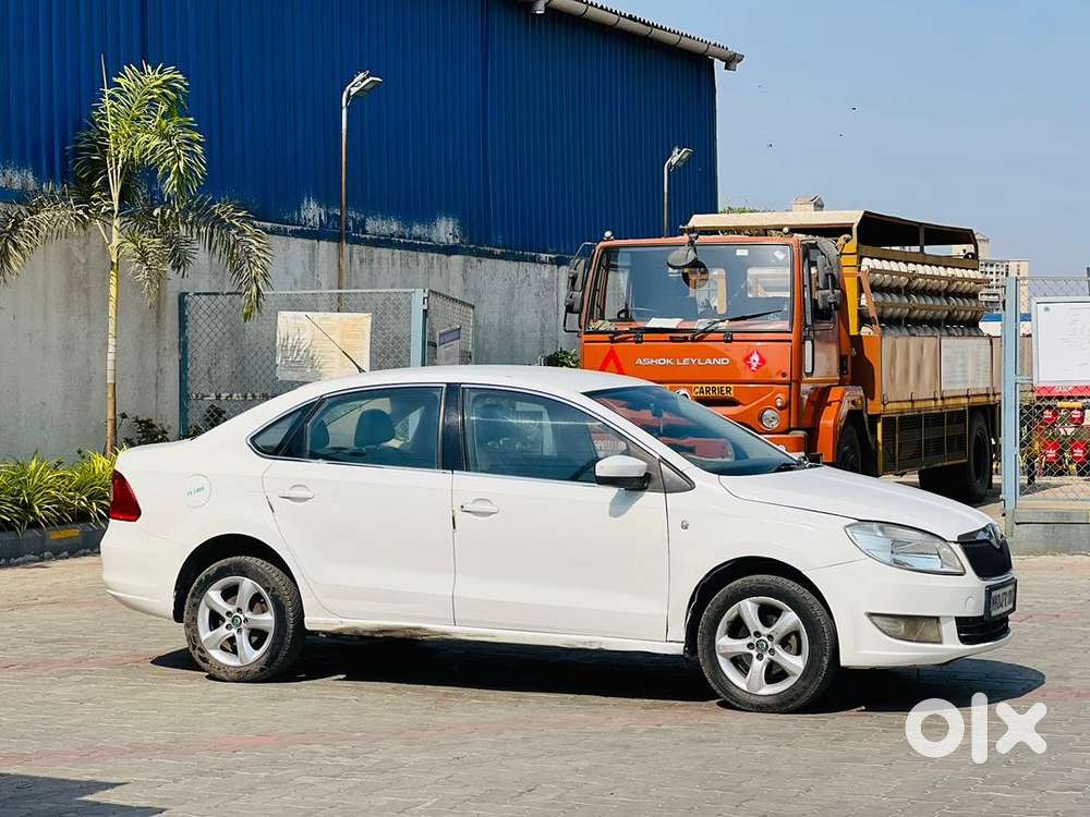Skoda Rapid 2012 Cng & Hybrids 98000 Km Driven