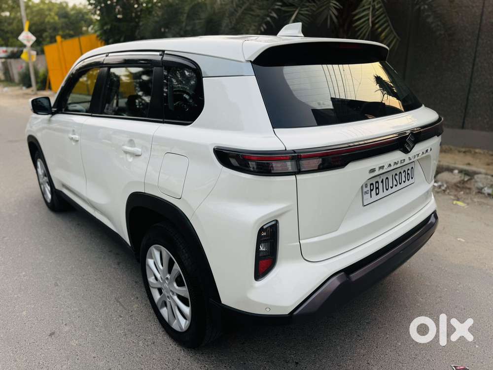 Maruti Suzuki Grand Vitara 1.5 Delta Smart Hybrid At, 2024, Petrol