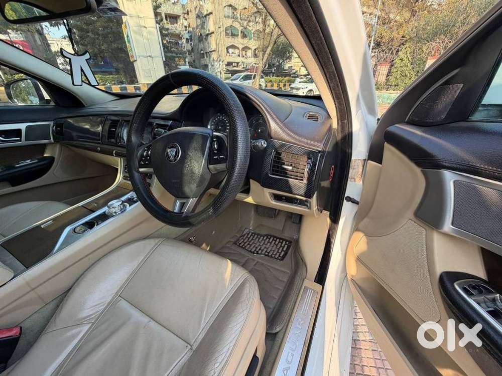 Jaguar Xf 3.0 L Premium Luxury, 2016, Diesel