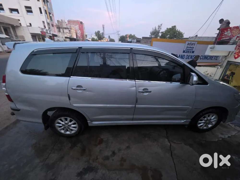 Toyota Innova 2013 Diesel 160000 Km Driven