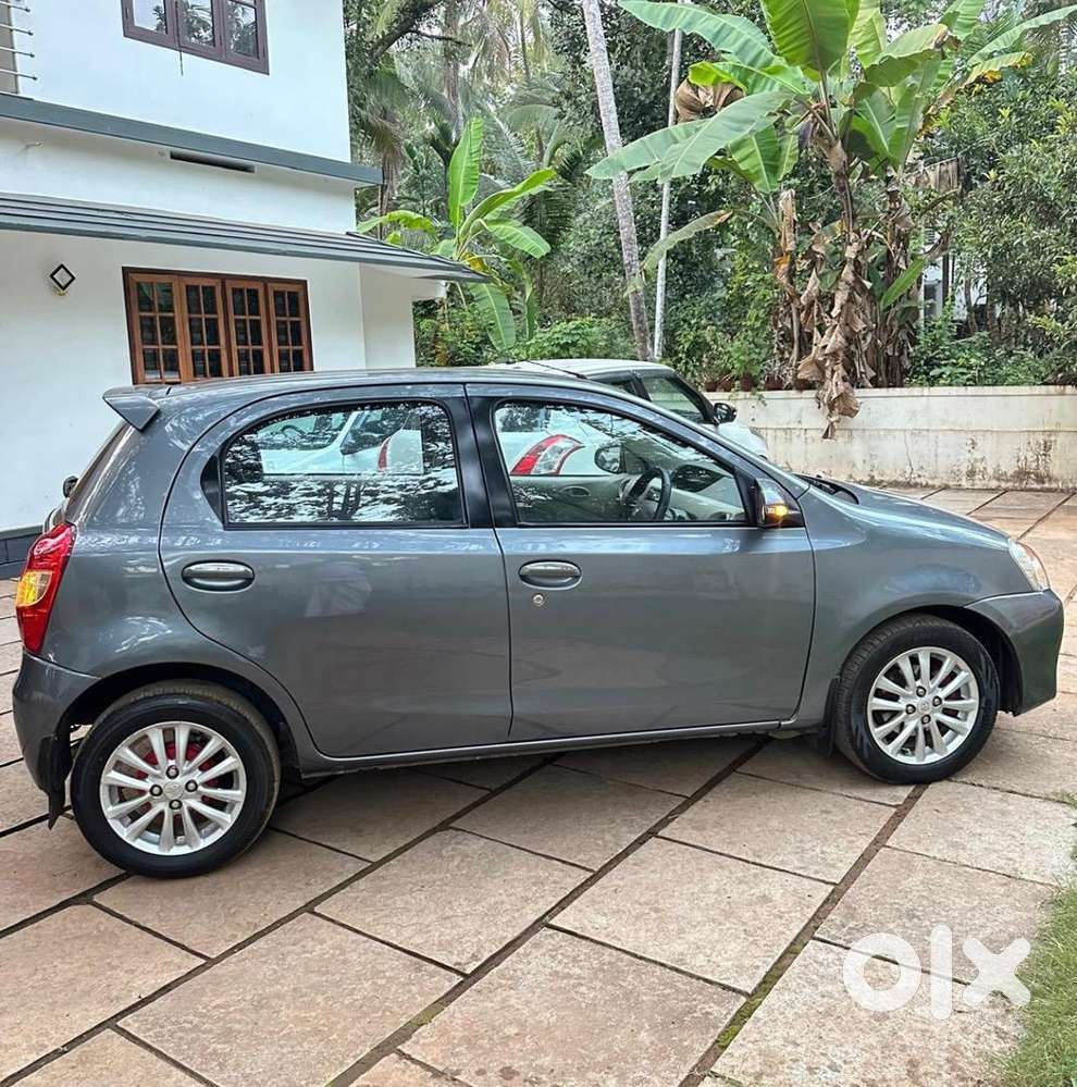 Toyota Etios Liva 2015 Diesel Well Maintained