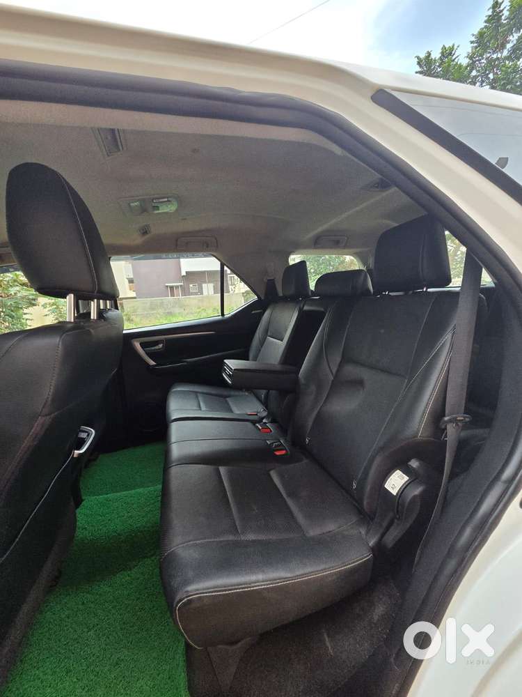 Toyota Fortuner 4x2 At 2.8 Diesel, 2024, Diesel
