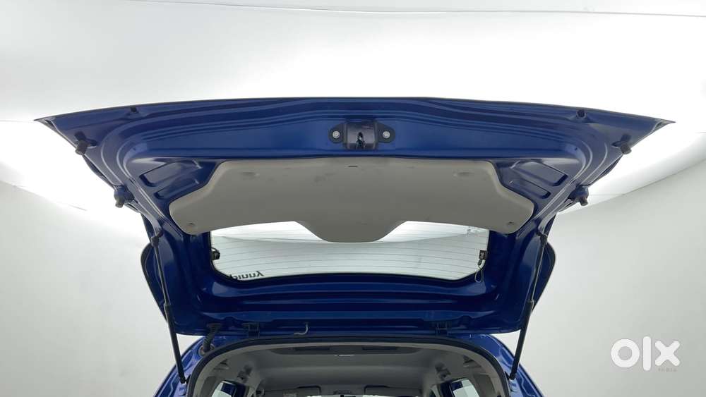 Renault Triber Rxz Easy-r Amt, 2022, Petrol