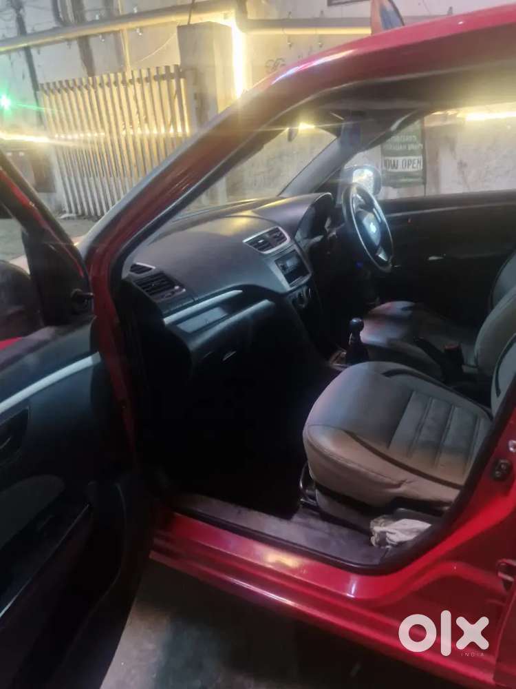 Maruti Suzuki Swift 2017 Diesel 75000 Km Driven