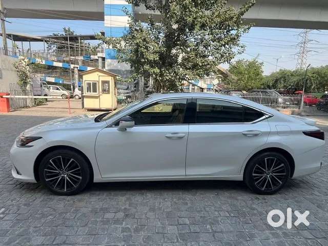 Lexus Es, 2023, Petrol