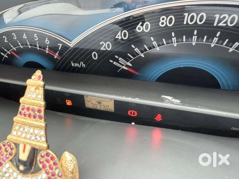 Toyota Etios V, 2013, Petrol