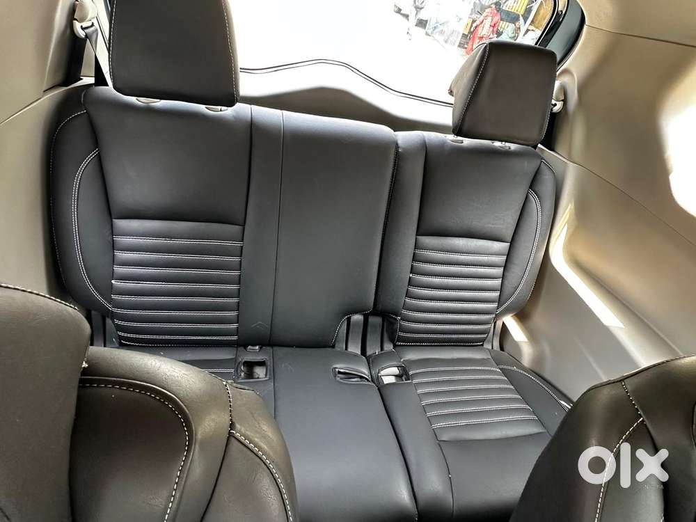 Mahindra Marazzo M4 8str, 2018, Diesel