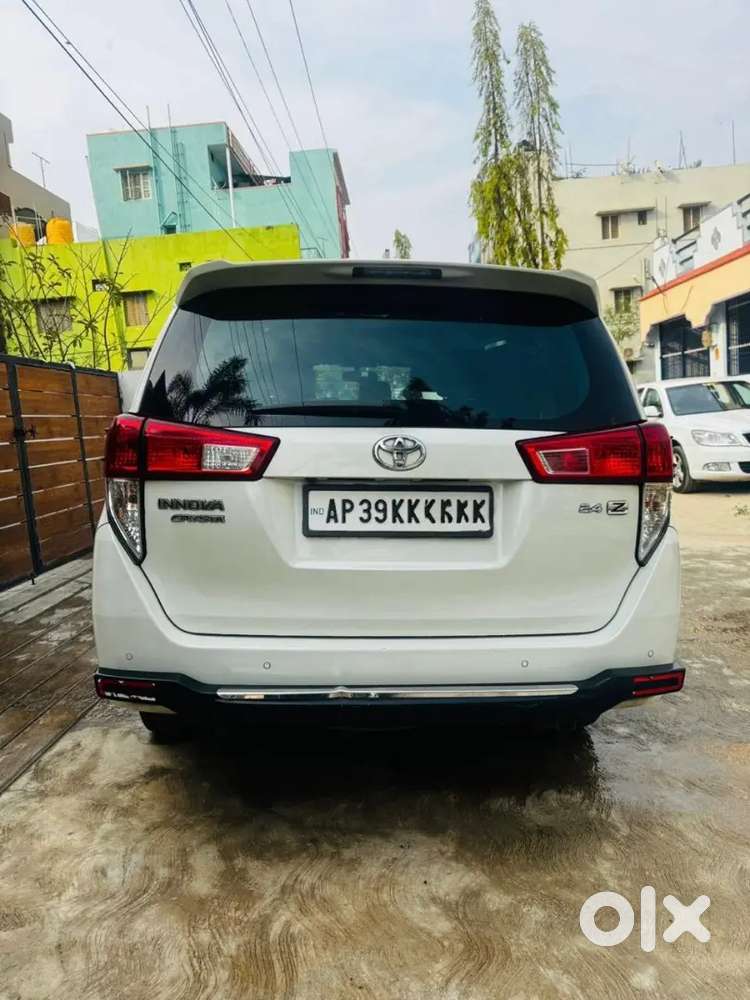 Toyota Innova Crysta 2021 Diesel 152000 Km Driven
