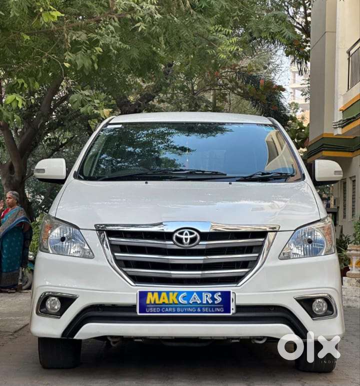 Toyota Innova 2.5 Zx Diesel 7 Seater Bsiii, 2014, Petrol