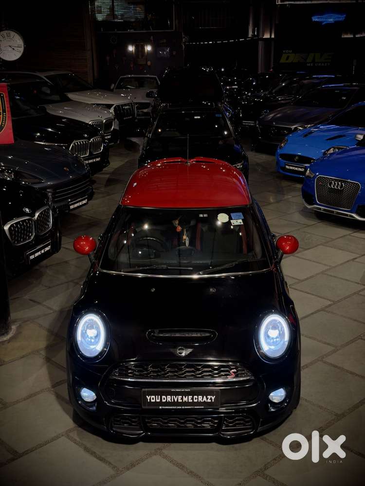 Mini Cooper 3 Door John Works, 2017, Petrol