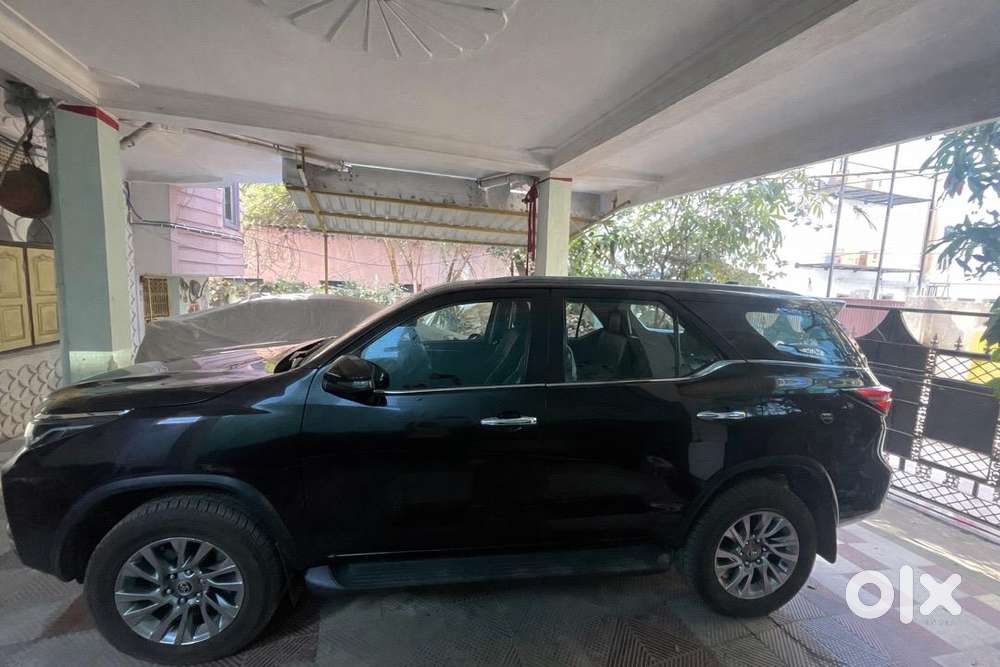 Toyota Fortuner 2022 Diesel Well Maintained