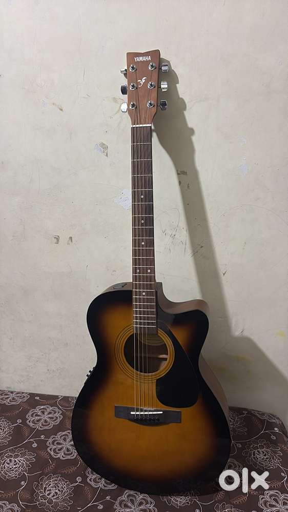 Guitar yamha