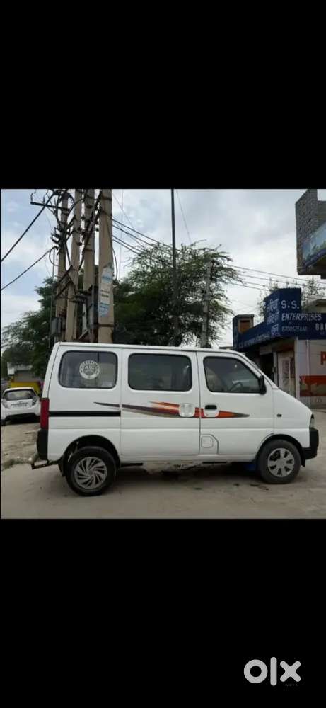 Maruti Suzuki Eeco 2016