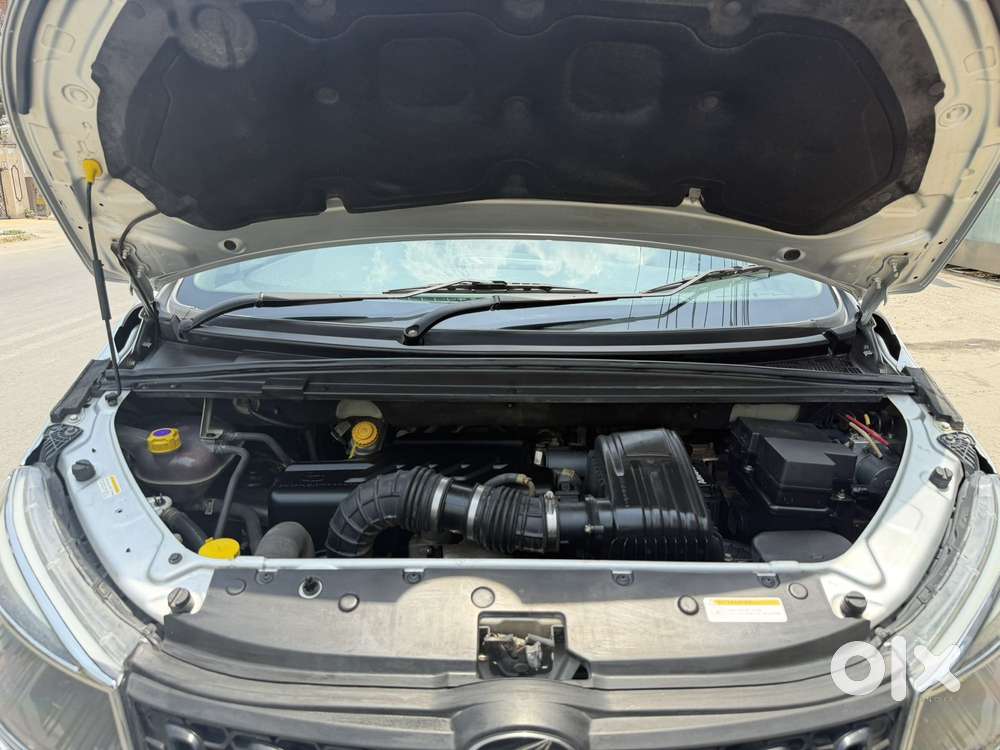 Mahindra Marazzo M2, 2019, Diesel