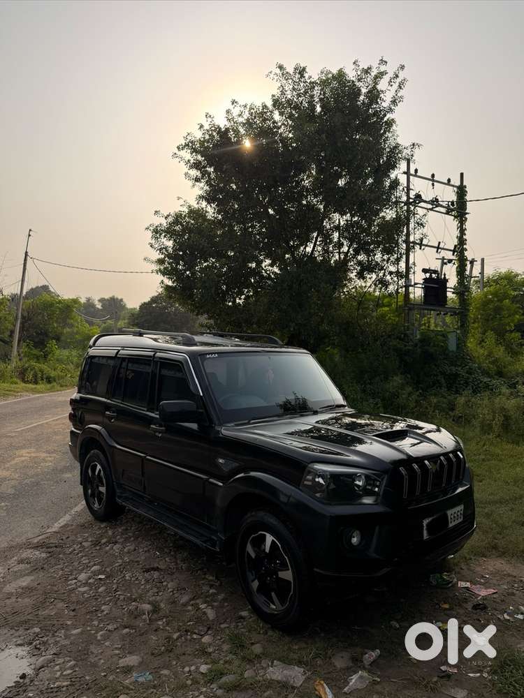 Mahindra Scorpio Classic 2021