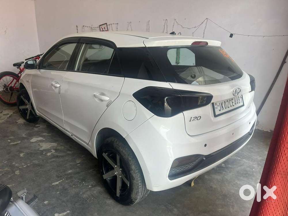Hyundai New I20 2018 Petrol Well Maintained