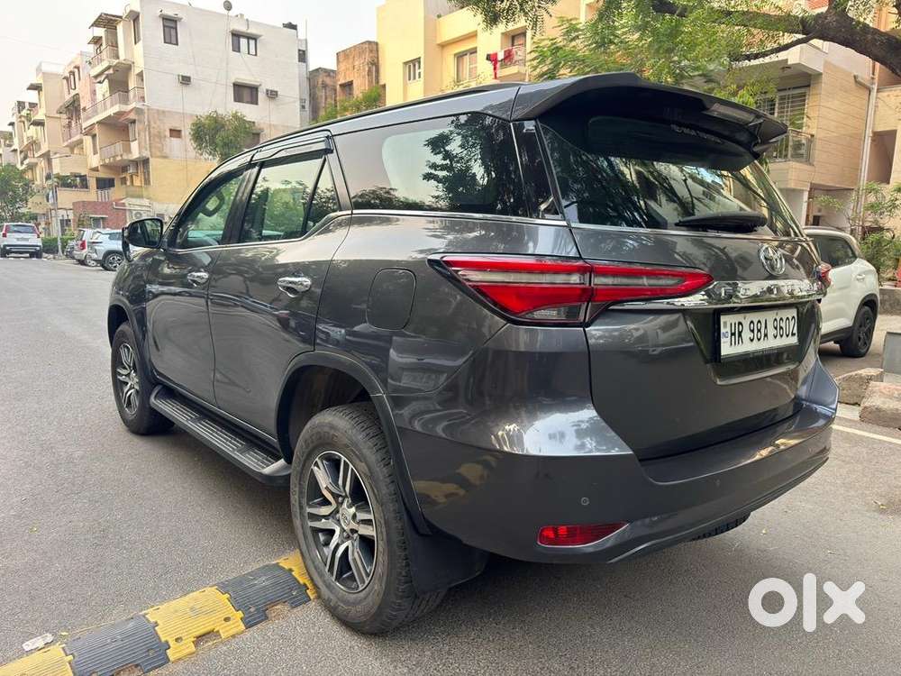 Toyota Fortuner Automatic 2021 Diesel Well Maintained