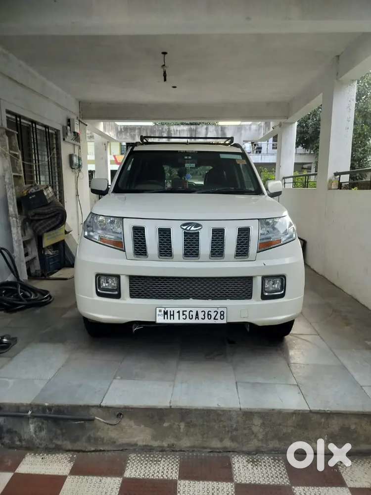 Mahindra Tuv 300 2017