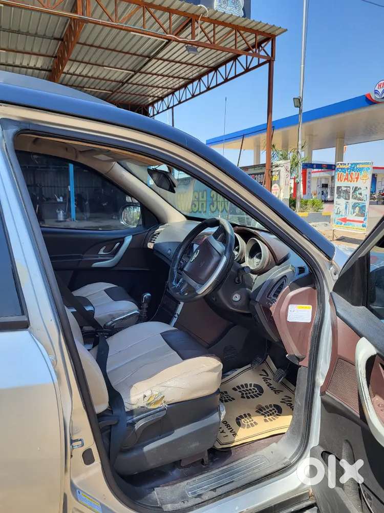 Well Maintained Xuv 500 W8