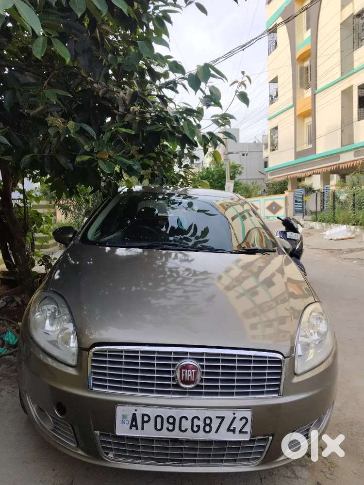 Fiat Linea Emotion 2011