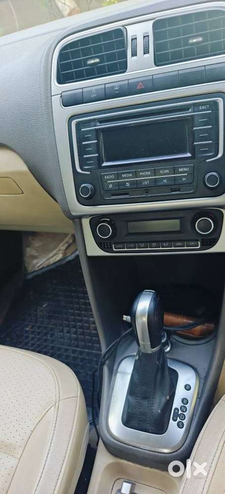 Volkswagen Vento 1.5 Highline Plus At 16 Alloy, 2015, Diesel