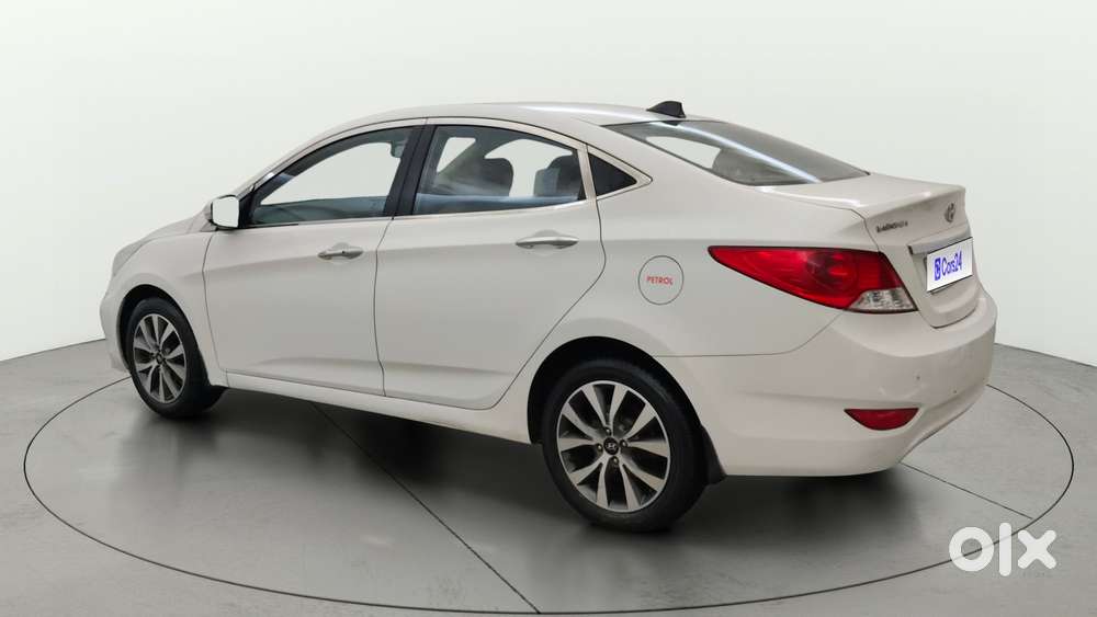 Hyundai Verna Fluidic 1.6 Vtvt Sx Opt, 2014, Petrol