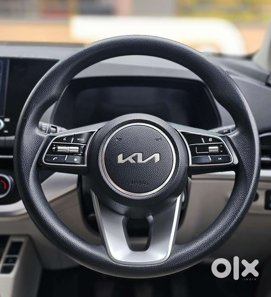 Kia Carens 1.5 Prestige 7 Str, 2023, Petrol