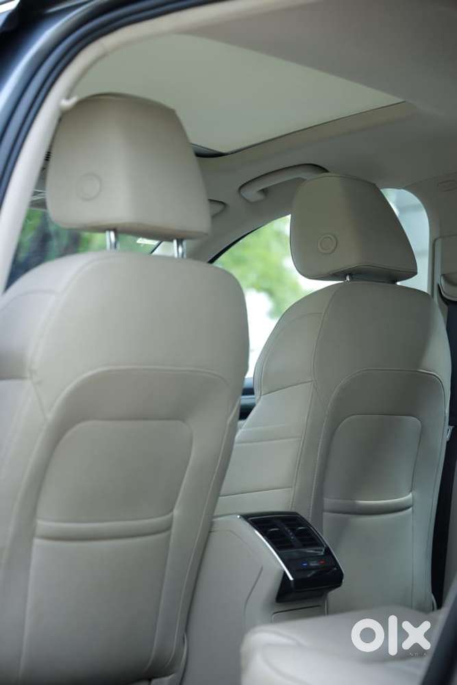 Skoda Superb 2.0 Tsi At L&k, 2023, Petrol