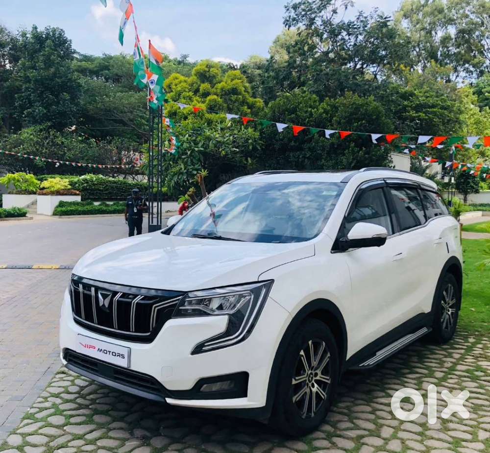 Mahindra Xuv700 2.2 Ax 7 Diesel At Luxury Pack Str Awd, 2022, Diesel