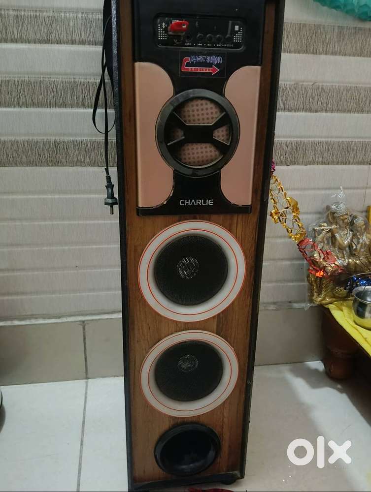 Single blutooth speaker