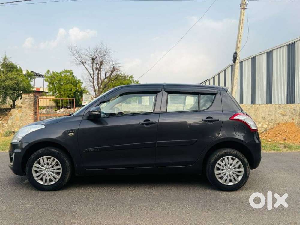 Maruti Suzuki Swift Lxi Option, 2016, Petrol