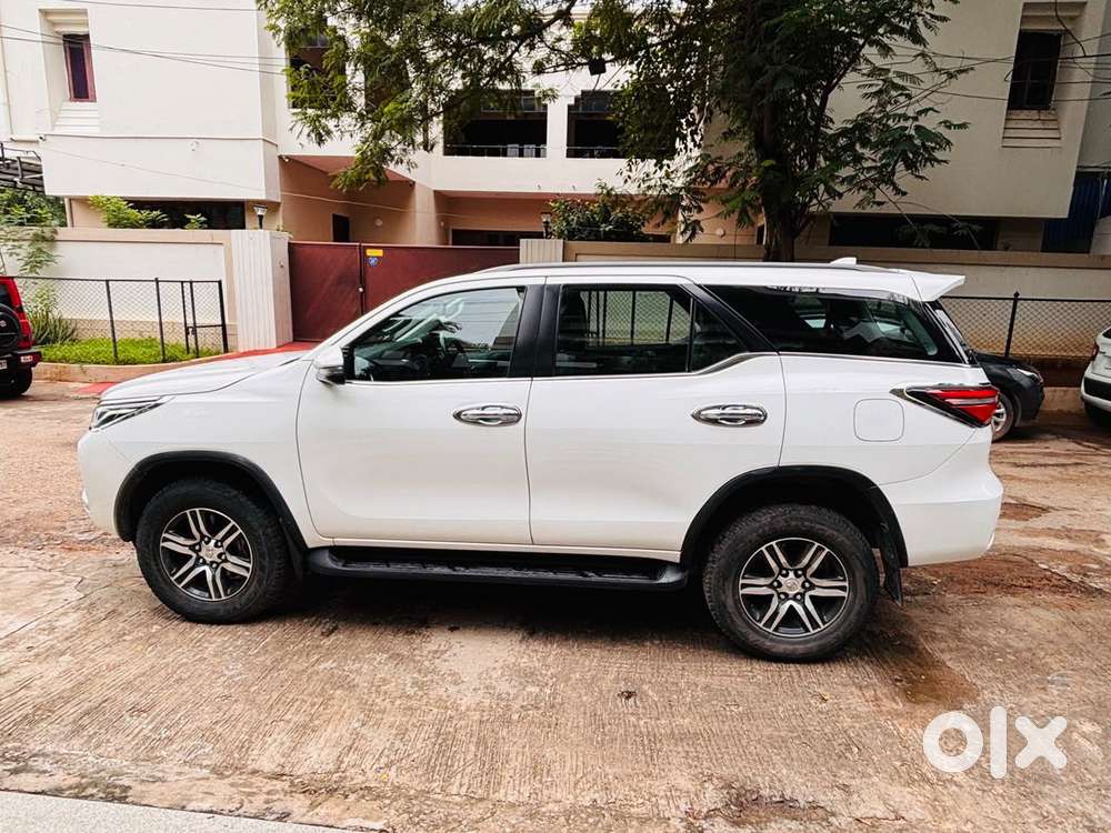 Toyota Fortuner 4x2 At 2.8 Diesel, 2023, Diesel