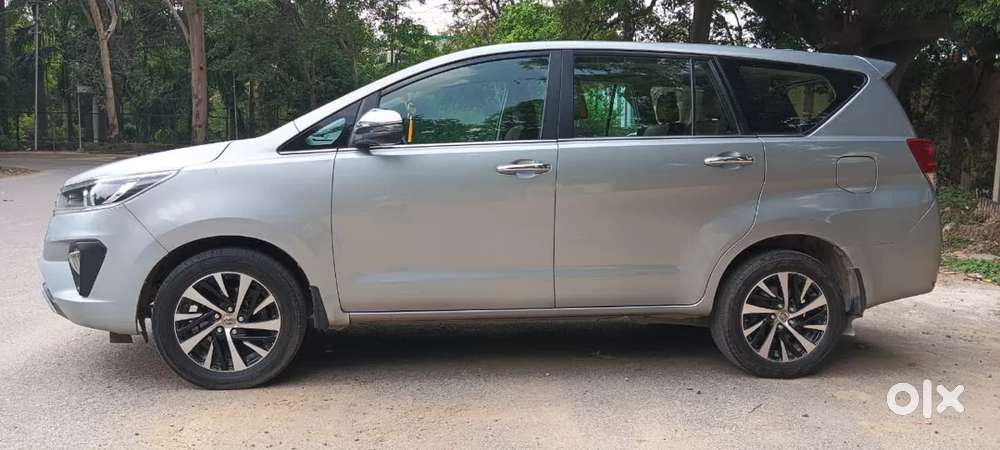 Toyota Innova Crysta [2020-ongoing] 2.4 Zx 7 Str, 2022, Diesel
