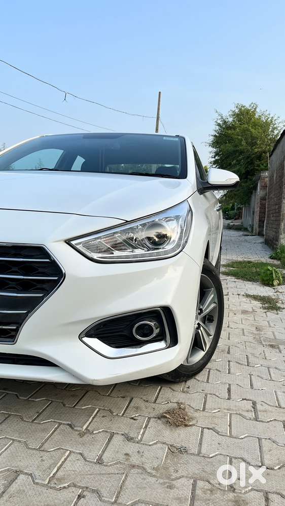 Hyundai Verna 2019 Petrol 32000 Km Driven