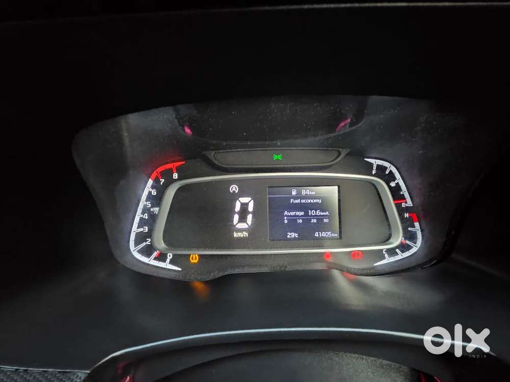 Kia Sonet Htk G, 2023, Petrol