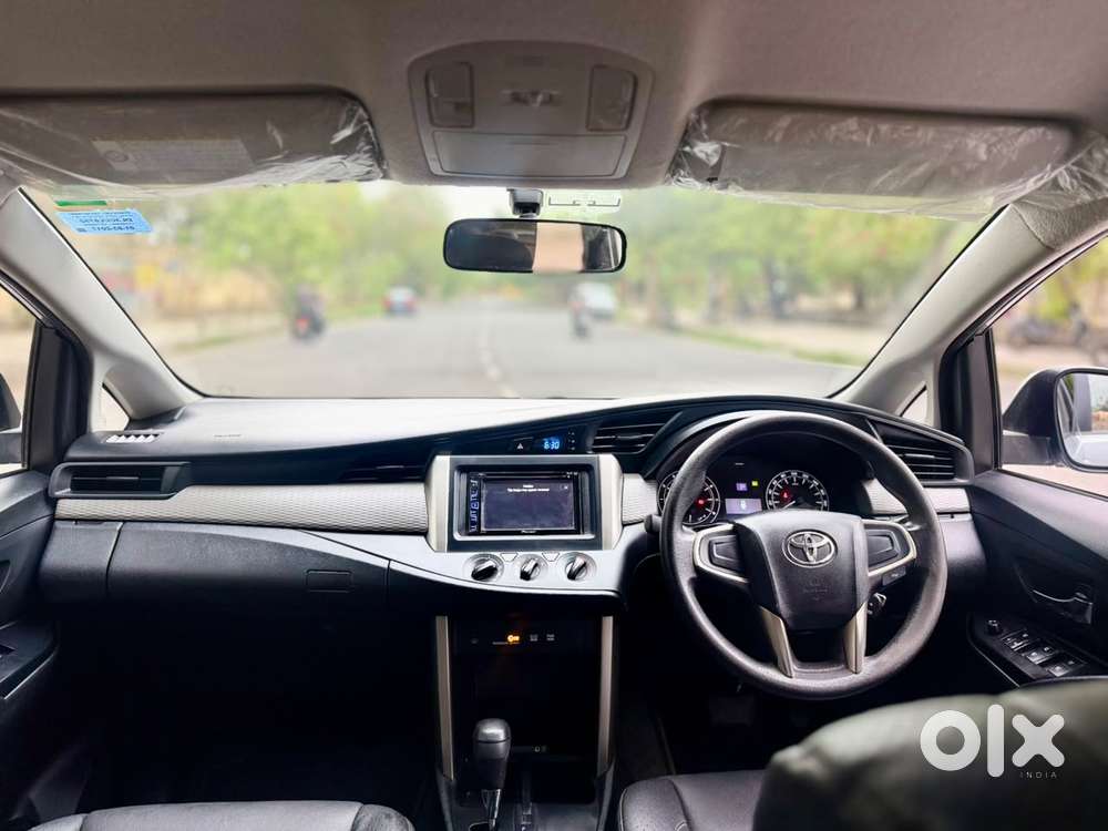 Toyota Innova Crysta 2.7 Gx At 8s, 2017, Petrol
