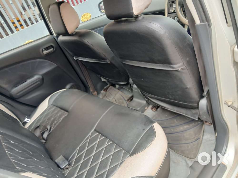 Maruti Suzuki Ritz Vxi, 2011, Petrol