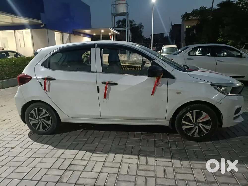 Tata Tiago 1.2 Revotron 2021 Manual