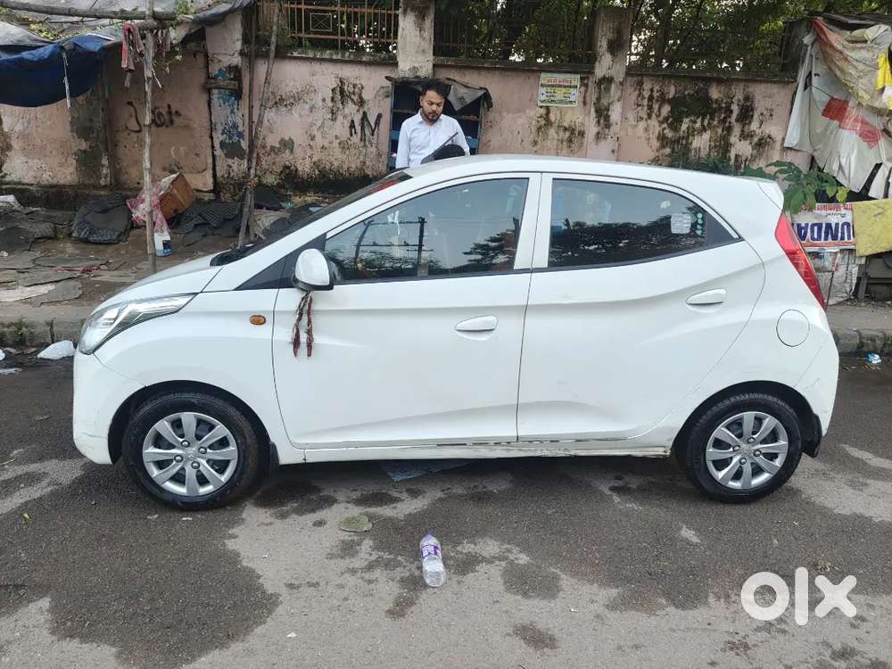 Hyundai Eon 0.8 Sportz 2012