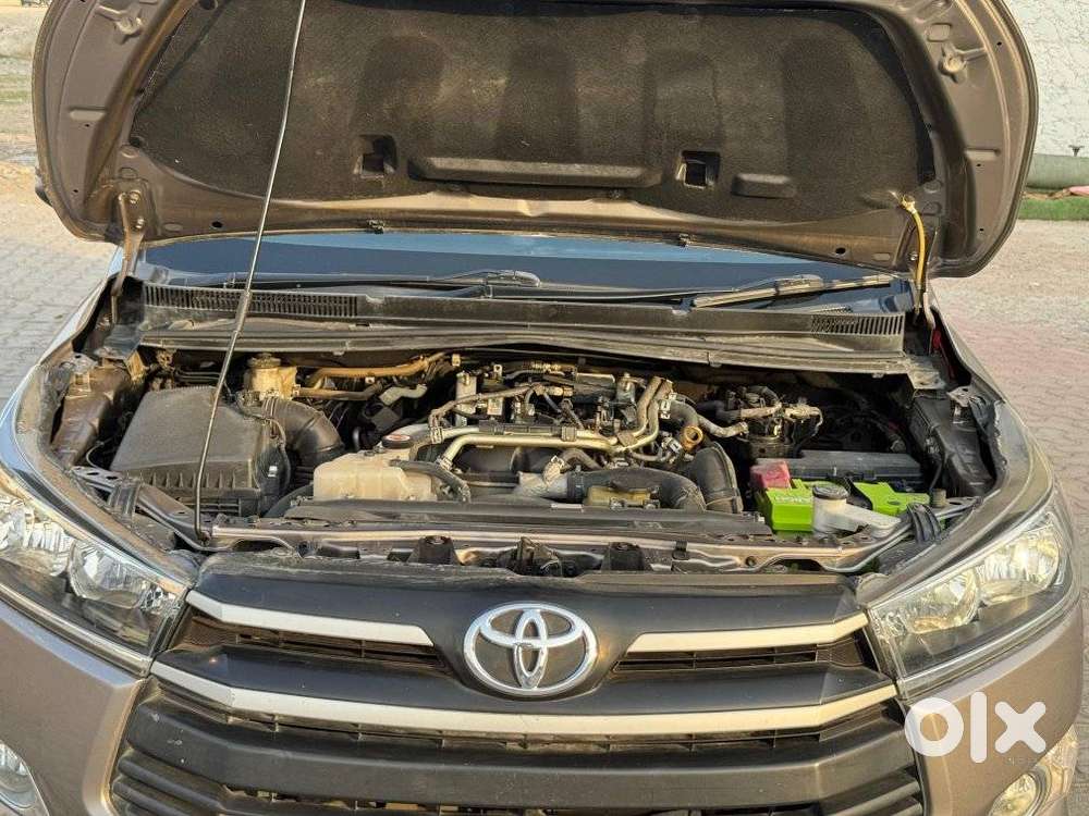 Toyota Innova Crysta 2.4 Gx Mt, 2019, Diesel