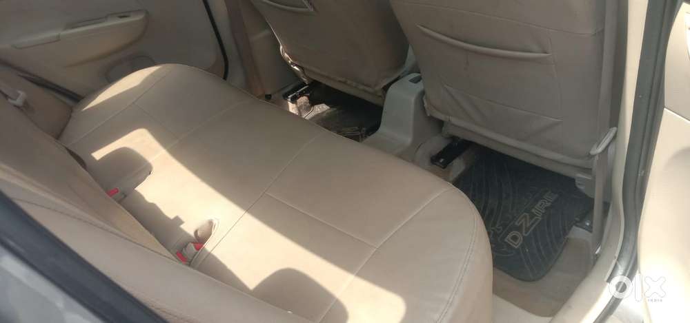 Maruti Suzuki Swift Dzire 1.2 Vxi Bsiv, 2014, Petrol