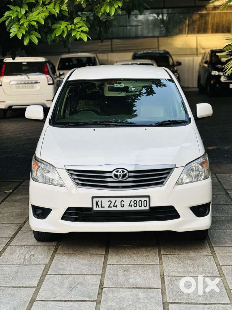 Toyota Innova 2.5 Gx 8 Str Bs-iii, 2013, Diesel