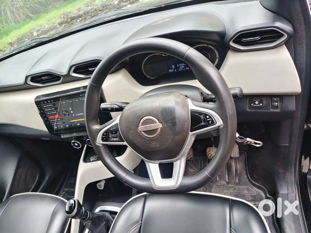 Nissan Magnite 2022 Petrol & Cng 67000 Km Driven