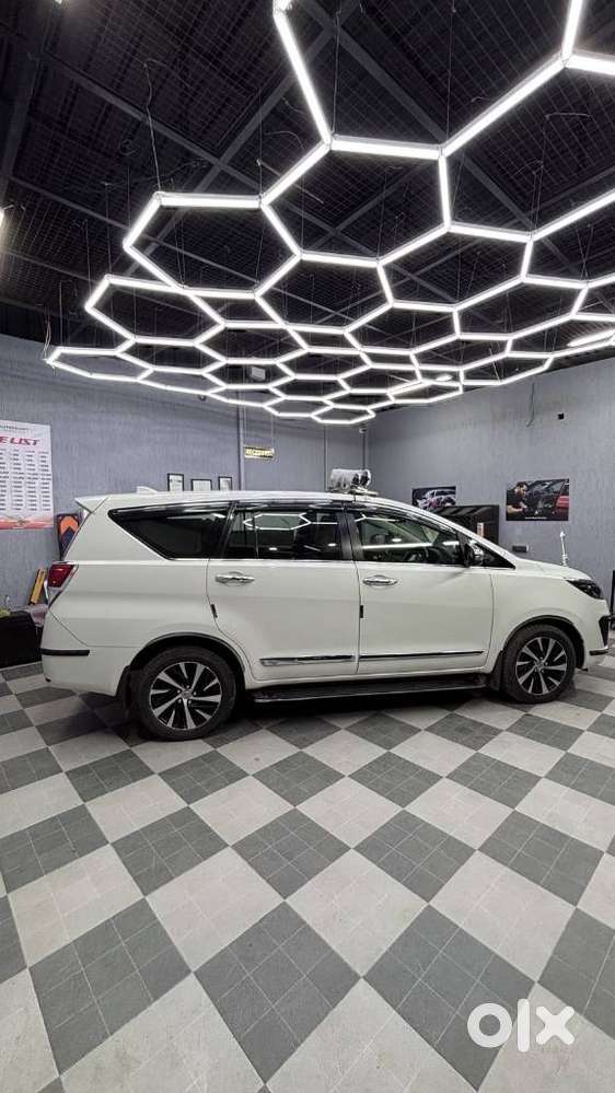 Toyota Innova Crysta 2.8 Zx At, 2021, Diesel
