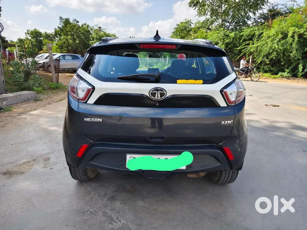 Tata Nexon 1.2 Revotron Xza Plus, 2018, Petrol