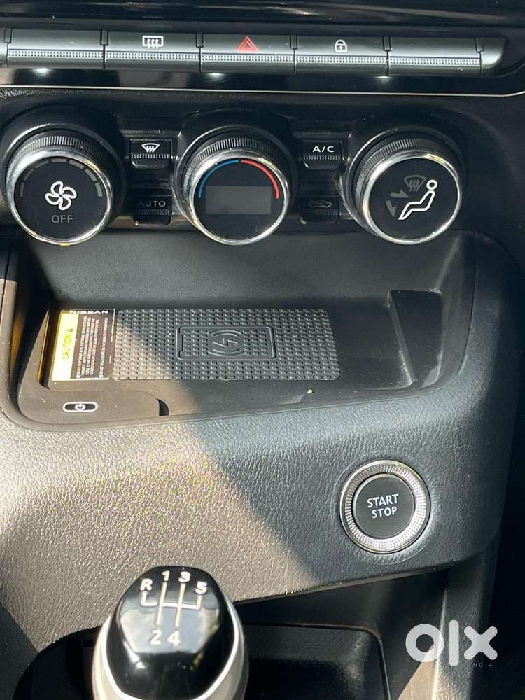 Nissan Magnite Kuro Edition 1.0 Petrol Mt, 2024, Petrol