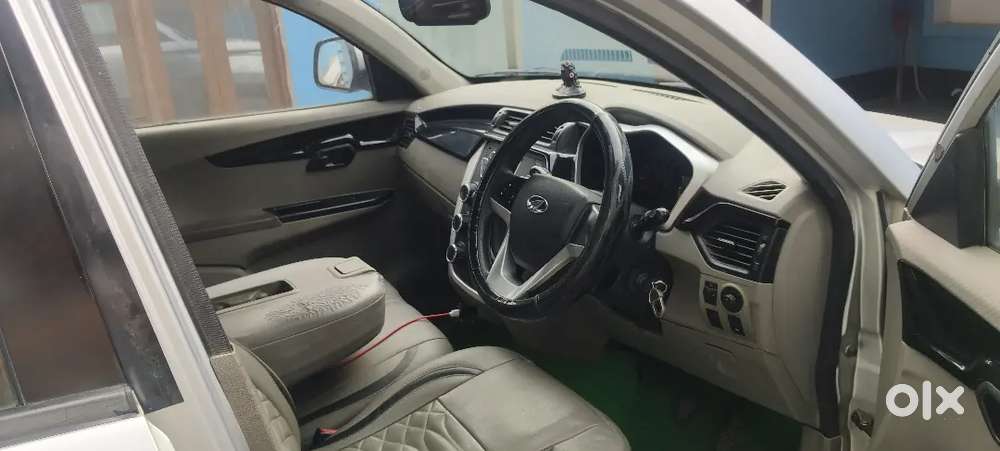 Mahindra Kuv100