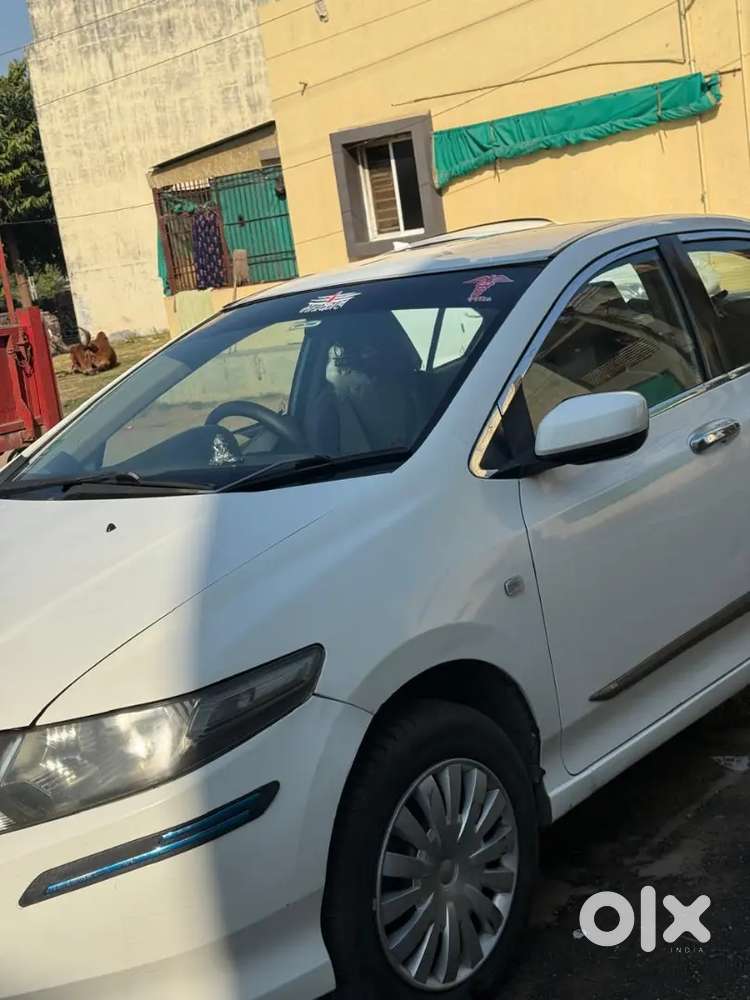 Honda City 2011 Cng & Hybrids 130000 Km Driven