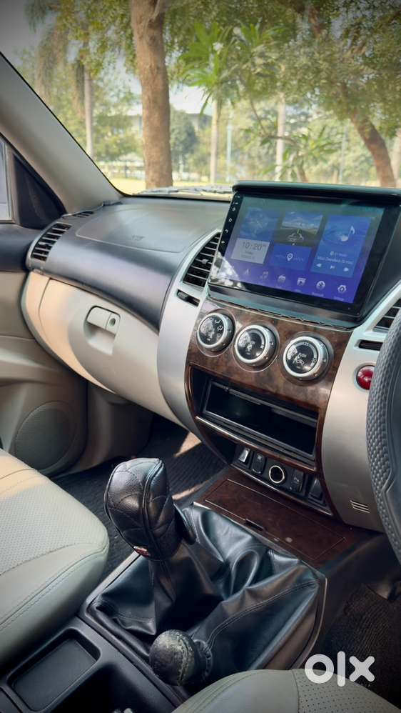 Mitsubishi Pajero Sport 4x4 Manual 2014 Diesel  Vip 0021  Excellent