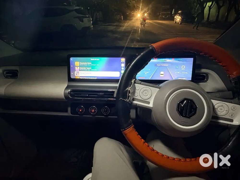 Mg Comet Ev Plush 2023 Top End